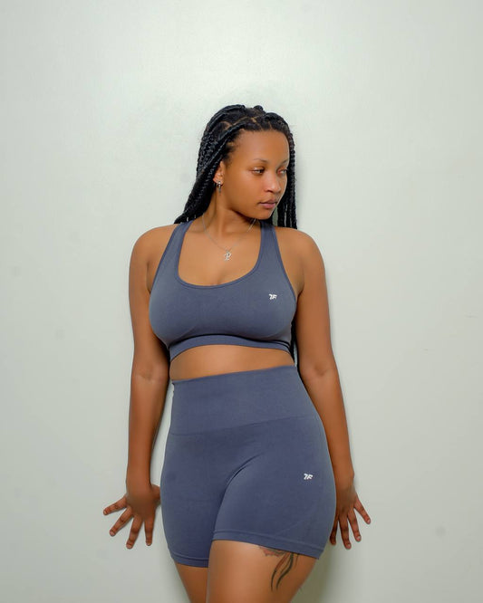 ThirioFit Scrunch Gym Crop: Elevate your workout style with this trendy seamless crop top, featuring a flattering scrunch detail for a touch of elegance.